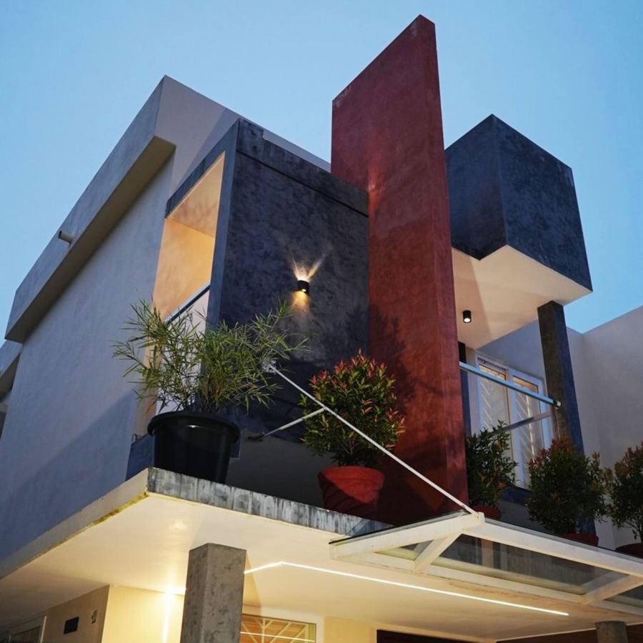 Jafar Residence, an angular contemporary elevation in textured oxide finishes